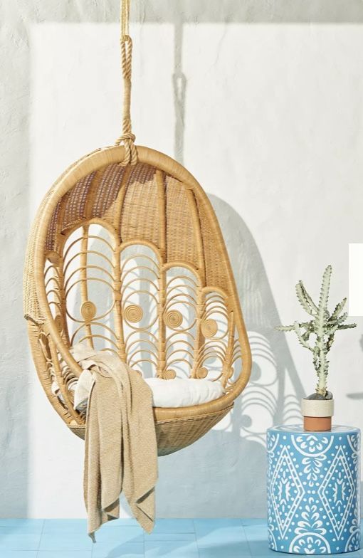 egg chair