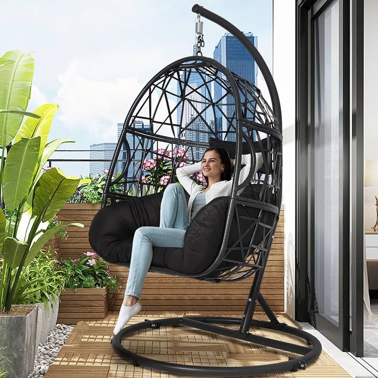 egg chair