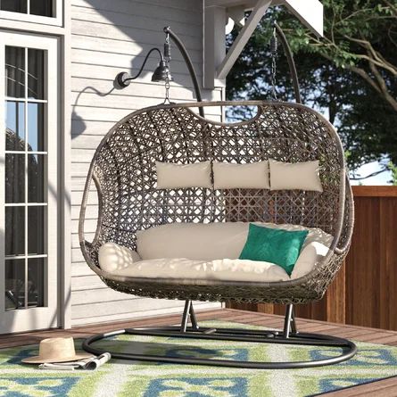 egg chair