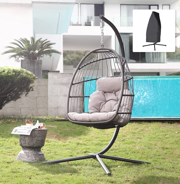 egg chair