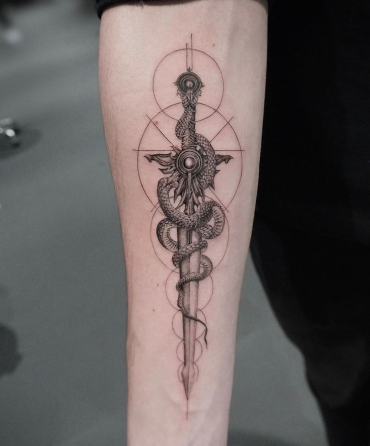 hand tattoos for men